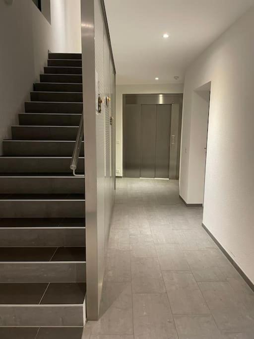Proche Lausanne: Studio Bien Equipe Apartment Prilly ภายนอก รูปภาพ
